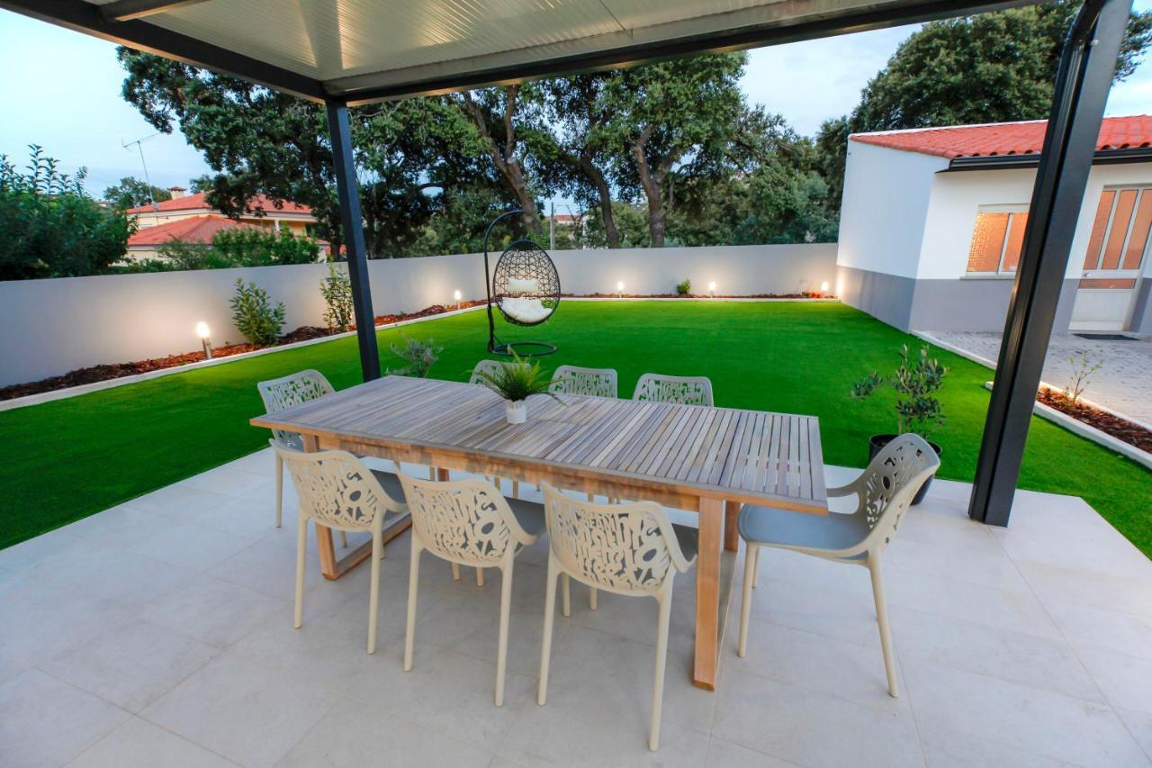 Modern Apartment With Garden Fatima Exterior photo
